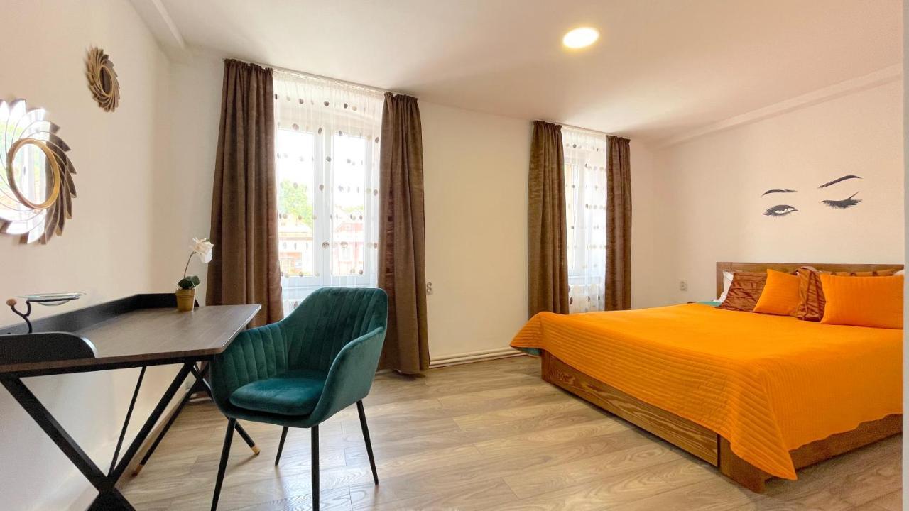 Well Prettyplaces Apartment 001 Брашов Экстерьер фото