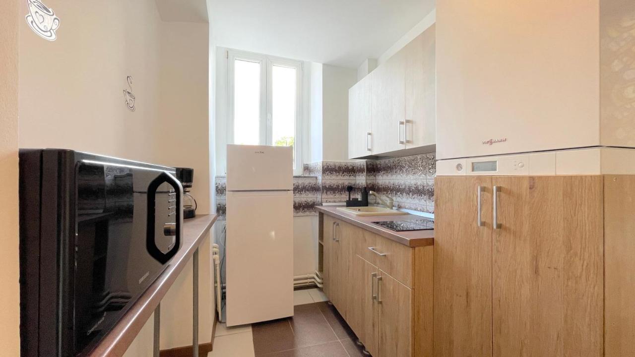 Well Prettyplaces Apartment 001 Брашов Экстерьер фото