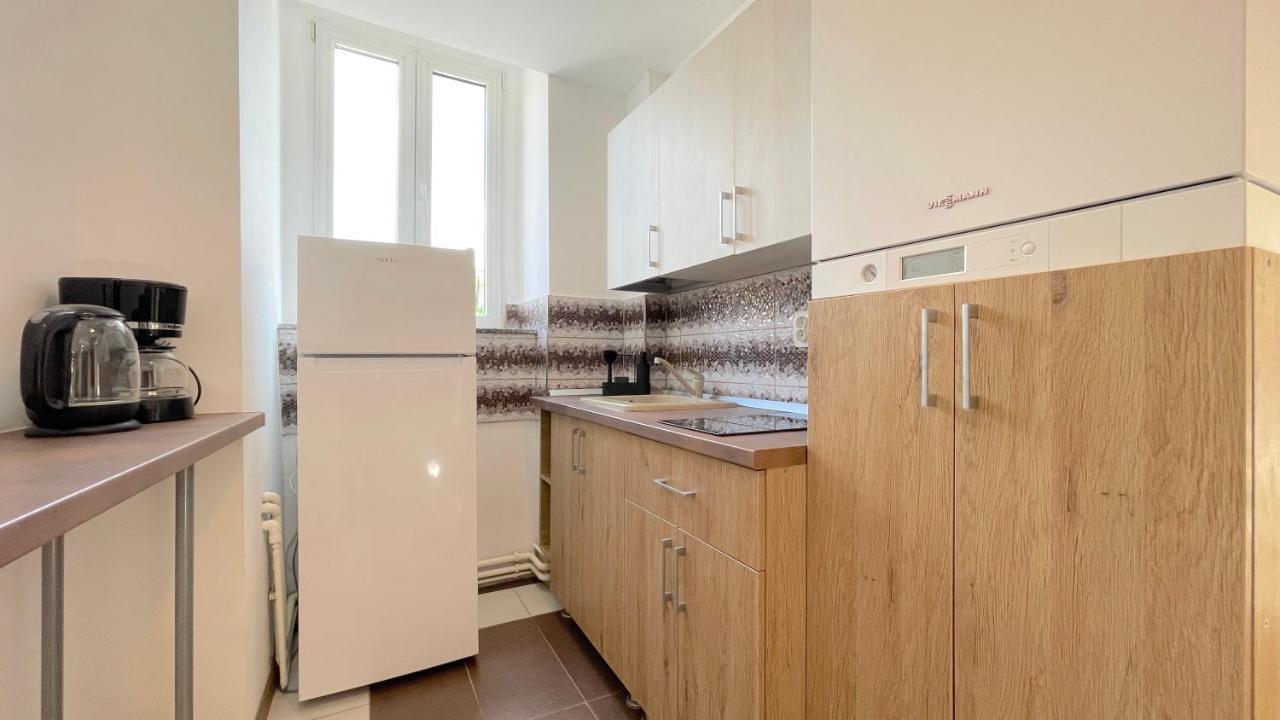 Well Prettyplaces Apartment 001 Брашов Экстерьер фото