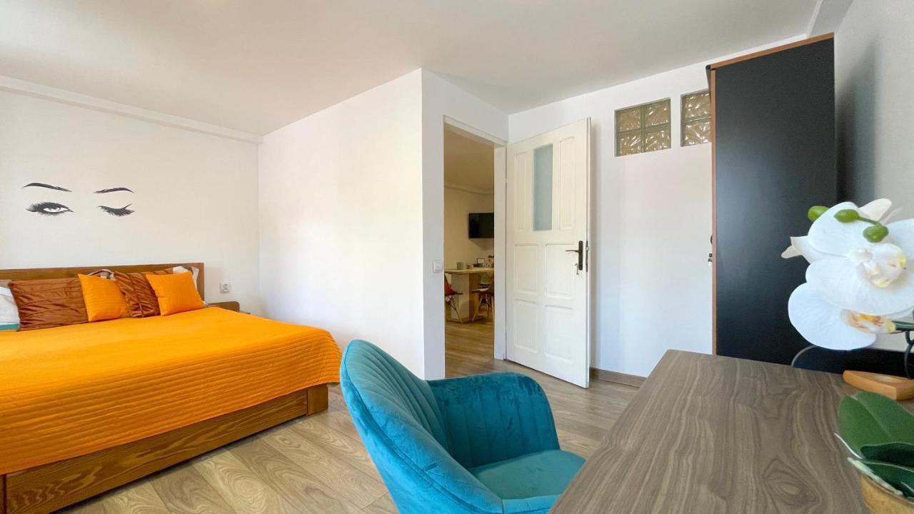Well Prettyplaces Apartment 001 Брашов Экстерьер фото